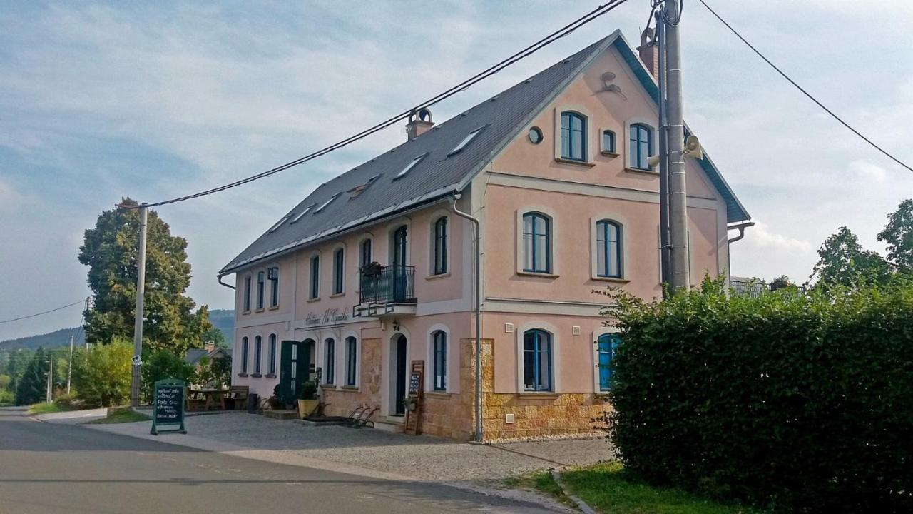 Na Kopecku Ad 1795 - Penzion S Restauraci A Wellness V Podkrkonosi ดวูร์กราโลเว นัด ลาเบม ภายนอก รูปภาพ
