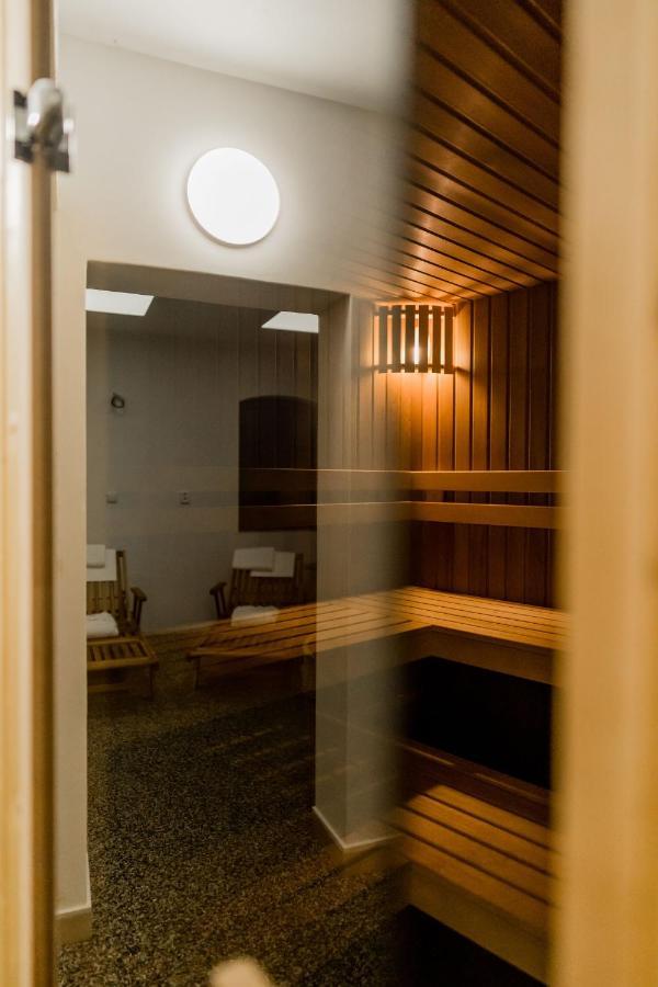 Na Kopecku Ad 1795 - Penzion S Restauraci A Wellness V Podkrkonosi ดวูร์กราโลเว นัด ลาเบม ภายนอก รูปภาพ